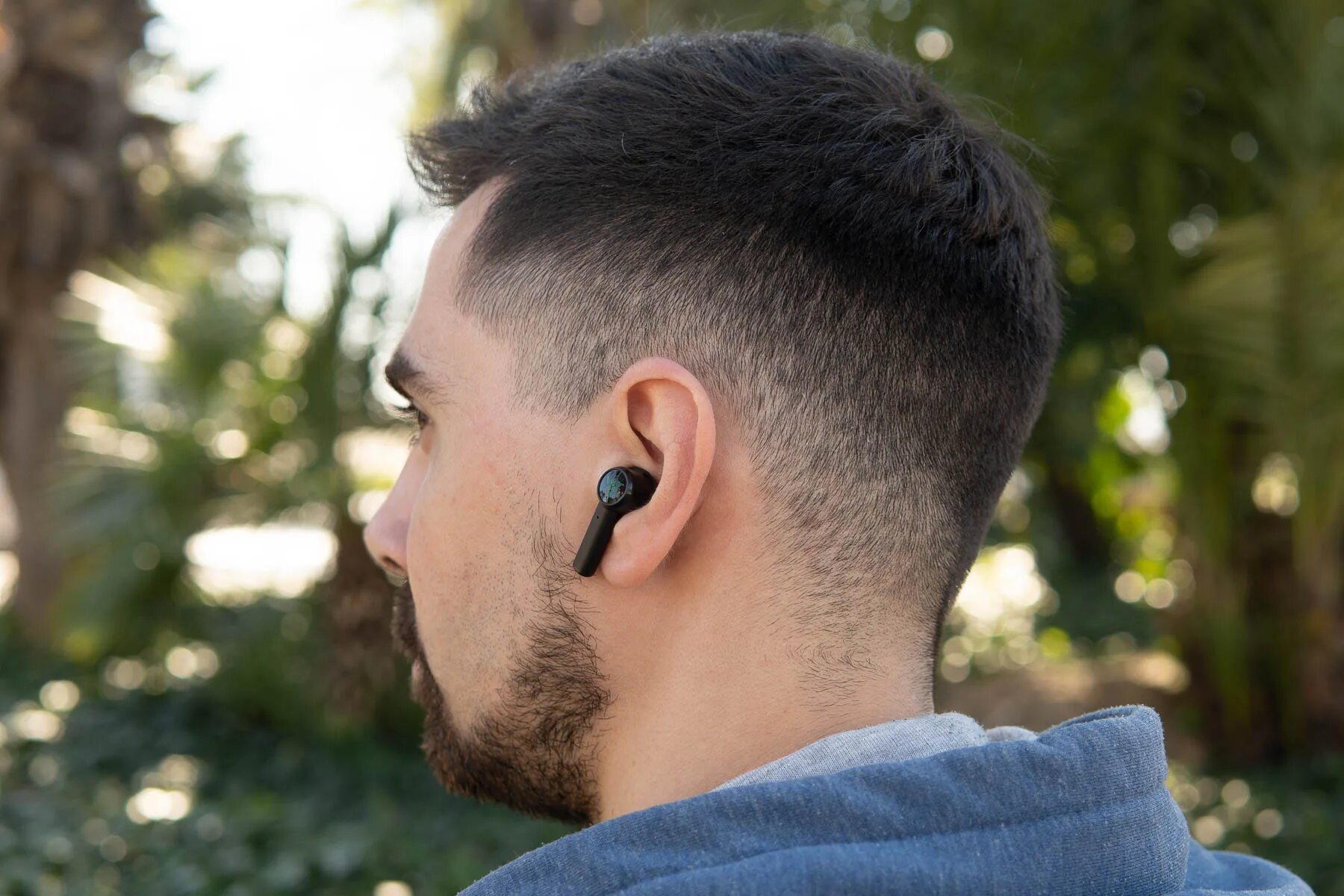 Razer Hammerhead true Wireless x в ушах. Razer Hammerhead в ухе. AIRPODS черные в ушах. AIRPODS Pro в ушах. True wireless 3 pro