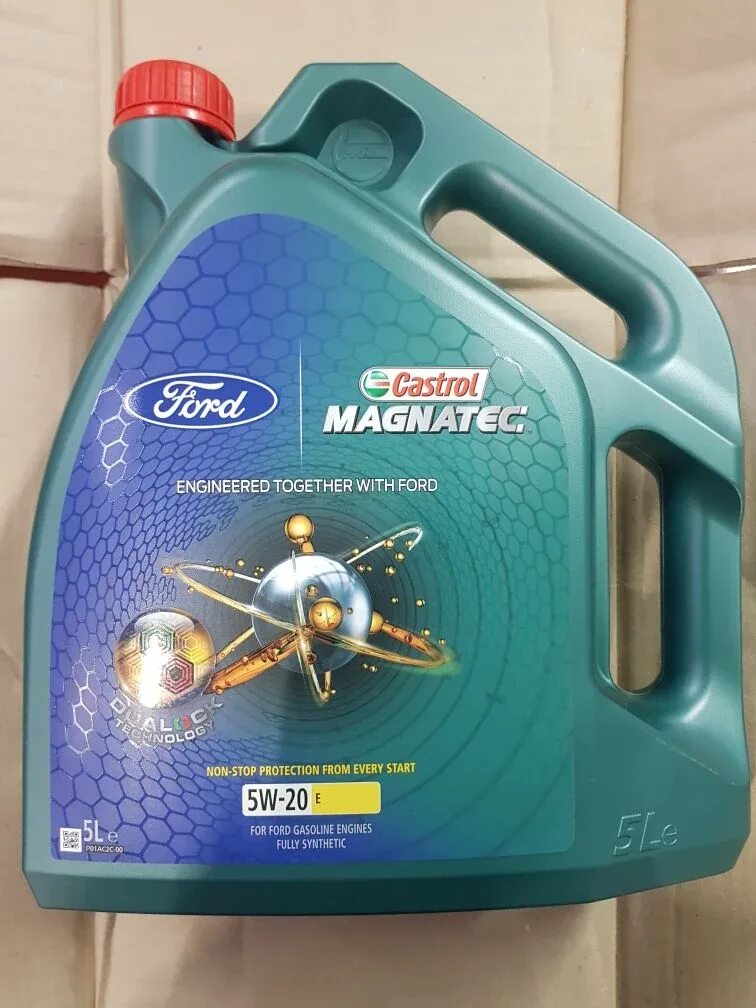 Масло магнетик. Castrol magnatec 5w30. Масло кастрол 5 в 40. Castrol edge titanium 5w-30. Castrol 5 40.