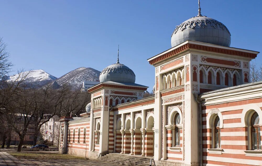 Островские ванны в Железноводске. Ванны Островского в Железноводске. Железноводск достопримечательности Островские ванны]. Эмир Бухарский Железноводск Островские ванны. Ванны в железноводске