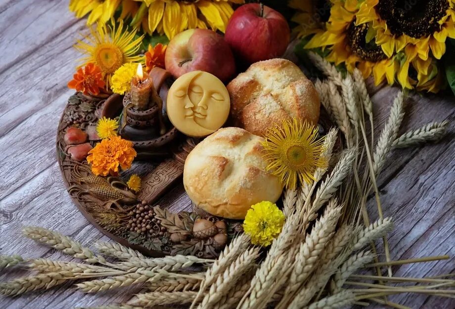 Ламмас лугнасад ритуалы. Ламмас лугнасад. Ламмас алтарь. Ламмас ведьмы. Ламмас дата.