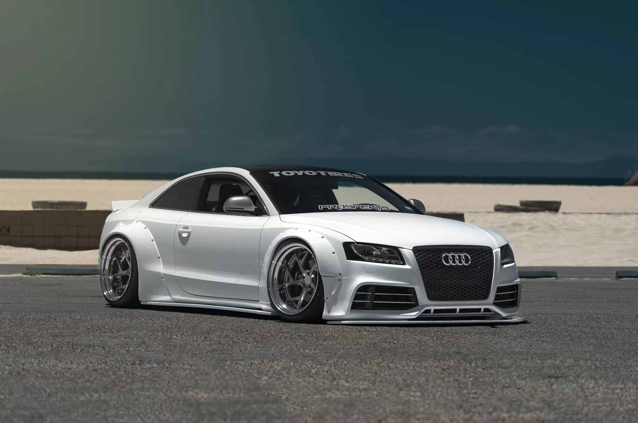 Тюнинг audi. Audi s5 liberty walk. audi s5 стенс. audi a5 mansory. audi s5 tuning.