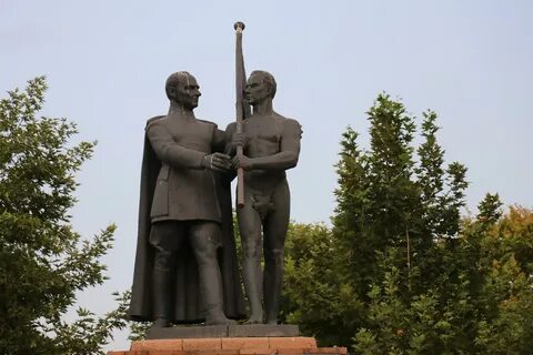 Çıplak figür,çıplak heykel,ucube heykel,Malatya,ahlaksızlık,Mustafa Kemal,k...