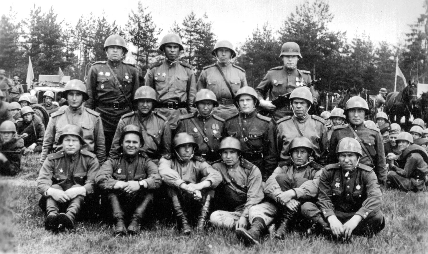 Стрелковый полк ВОВ 1941. 1-Й Гвардейский стрелковый полк. 1 Гвардейская мотострелковая дивизия в 1941 году. 95 Гвардейская стрелковая дивизия.