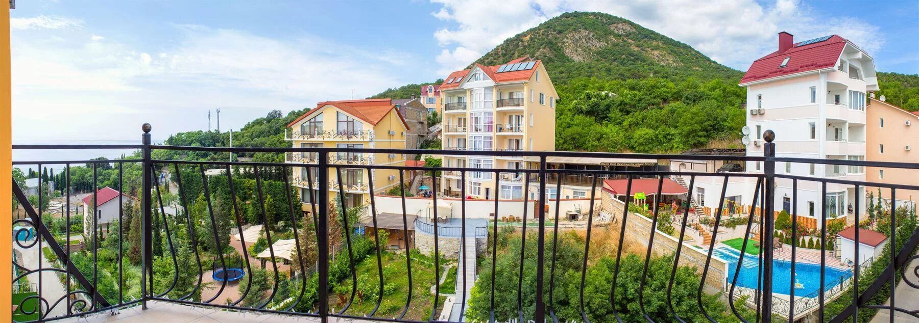 Одесса катреджи у моря. Плавучий коттедж лагуна лахденпохья. Gloria golf villa. Виноградная 33/4 сочи. Виноградная 33.