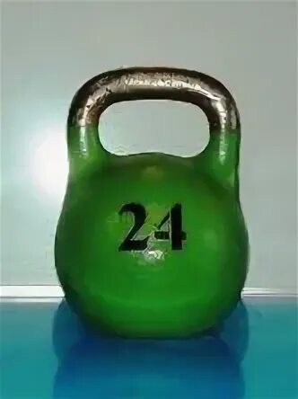 Гиря kettlebell 24 кг domyos. Золотая гиря 24 кг. Гиря насыпная. Гири крашеные. Спортивные гири 24 кг.