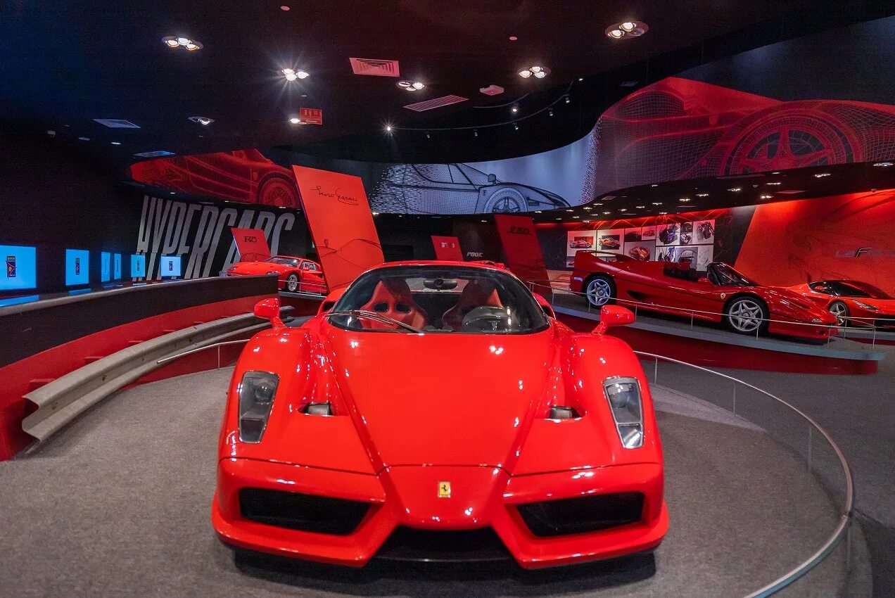 Experience speed. Феррари парк абу даби. Need for speed deluxe edition. Феррари центр в абу даби. Рейтинг стран по скорости интернета.