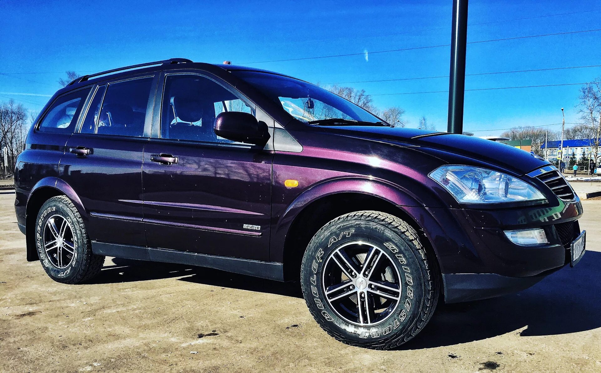 Колесные диски кайрон. Санг енг кайрон. ssangyong kyron 18 диски. ssangyong kyron колеса. санг ёнг кайрон на 19 колесах.