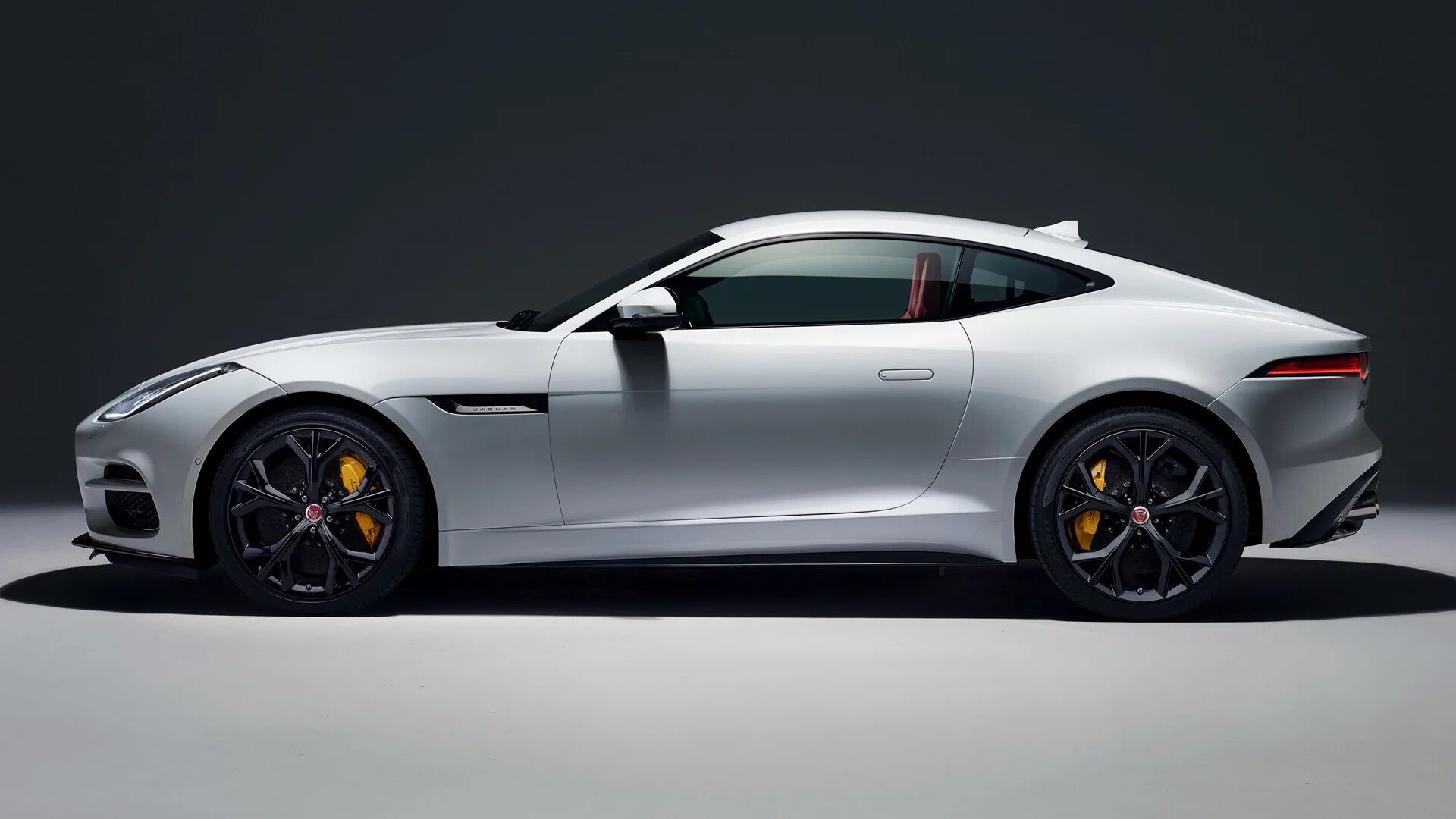 Type side. Ягуар ф тайп. Jaguar f-Type r 2017. Jaguar f-Type Coupe. Jaguar f Type 2023.