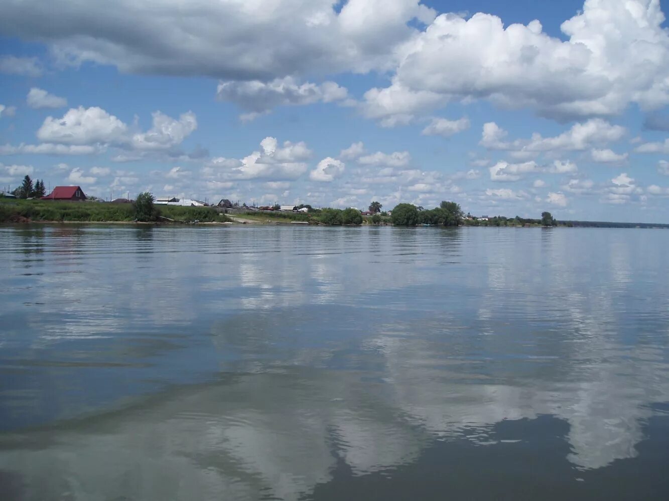 Кирза ордынский район новосибирская область. Озеро в кирзе. Кирза ордынский район новосибирская область. Село кирза ордынского района новосибирской области. Поселок кирза новосибирская область.