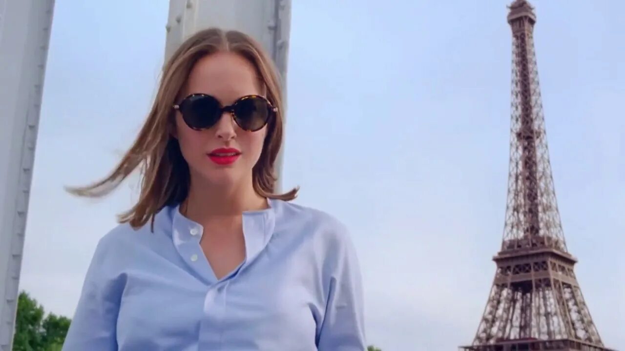Пахнешь диор я искал. Натали портман мисс диор 2017. натали портман dior. натали портман в рекламе мисс диор 2017. натали портман в рекламе диор.