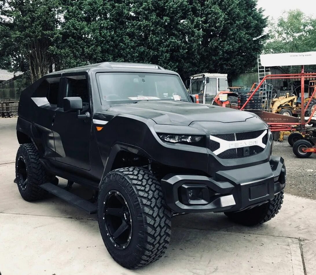 Автомобиль tank купить. Rezvani Tank. Джип Резвани танк. УАЗ Резвани. Джип Rezvani Tank.