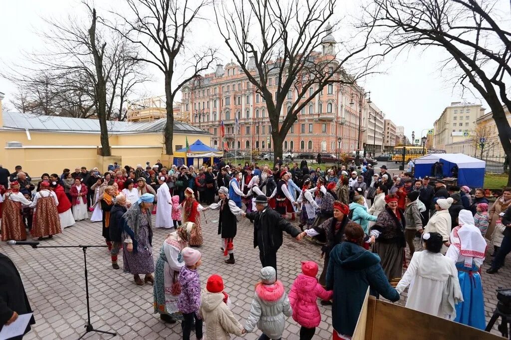 Дом дружбы народов Ленинградской области. Ленинградская обл дом дружбы. Руководитель дом дружбы Ленинградской области.