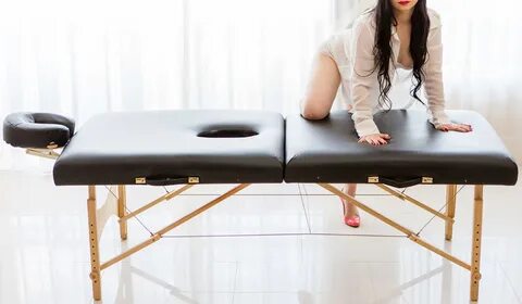 Опробуй эротический массажный стол Milking Table в спа-пространстве The TORO spa
