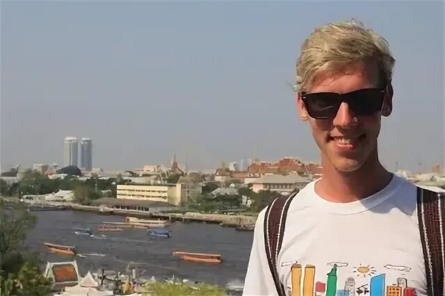 Фасад ювелирного магазина. Graf москва. Компания «росмо« дилер graf в москве. Компания «росмо« дилер graf в москве. Бутик графф третьяковский проезд.