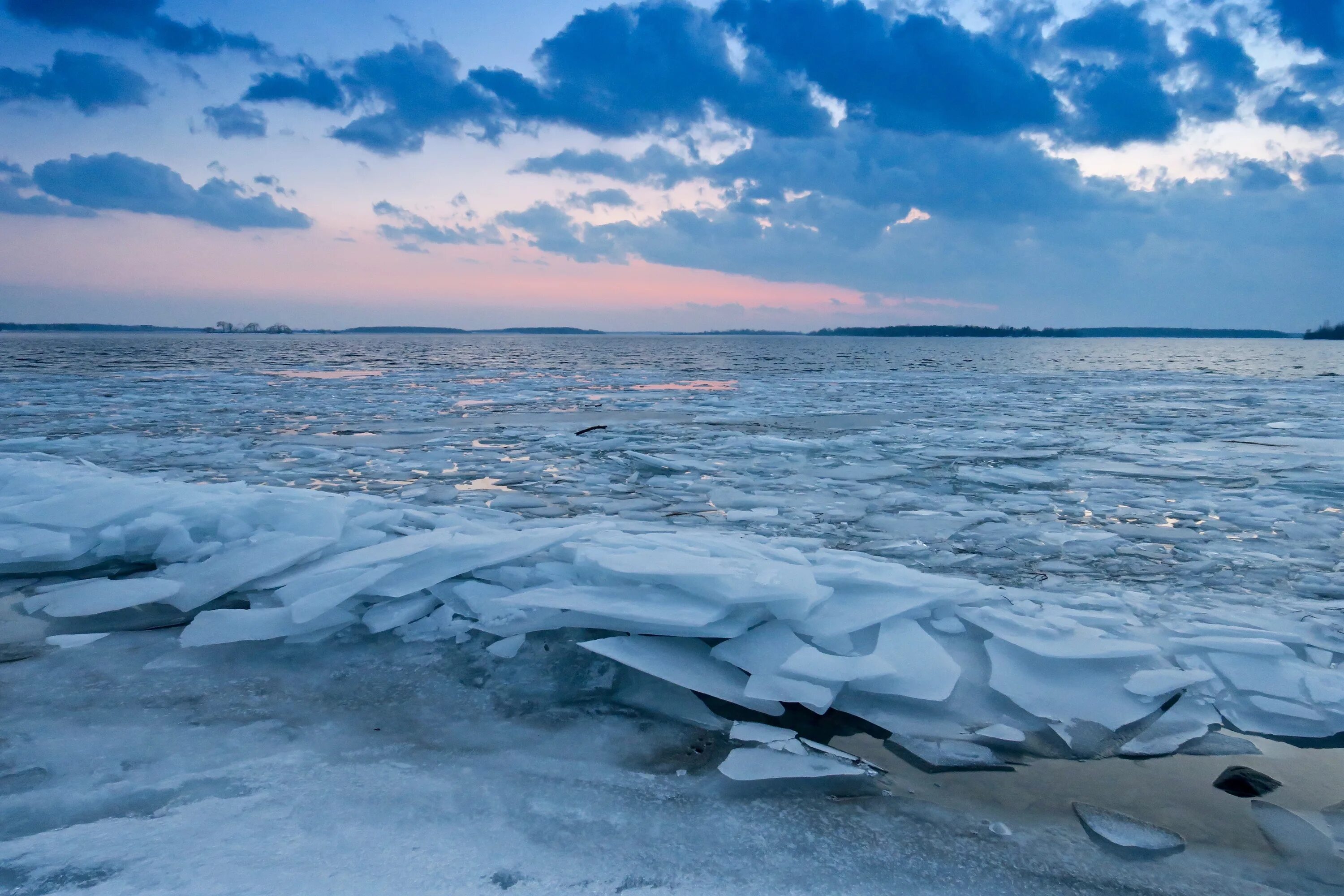 Белое море Северный Ледовитый океан. Море зима. Ледяное побережье. Холодное море. Ветра ледовитого океана