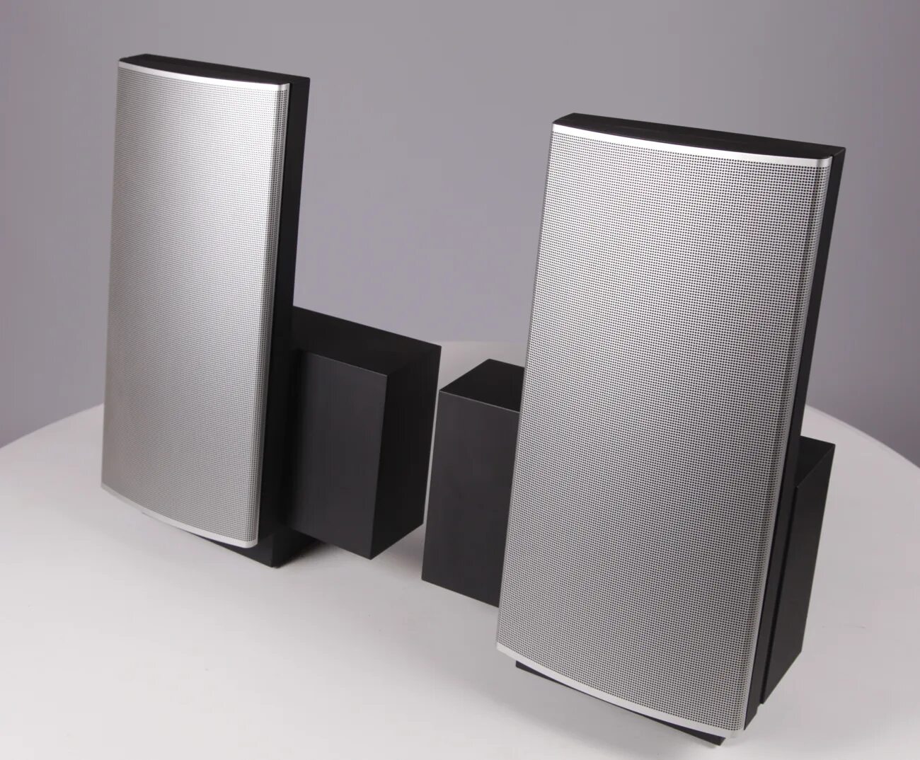 Bang Olufsen BEOLAB 4500. Сабвуфер Bang & Olufsen BEOLAB 11. Bang & Olufsen BEOLAB 2. Сабвуфер BEOLAB 19 Grey.