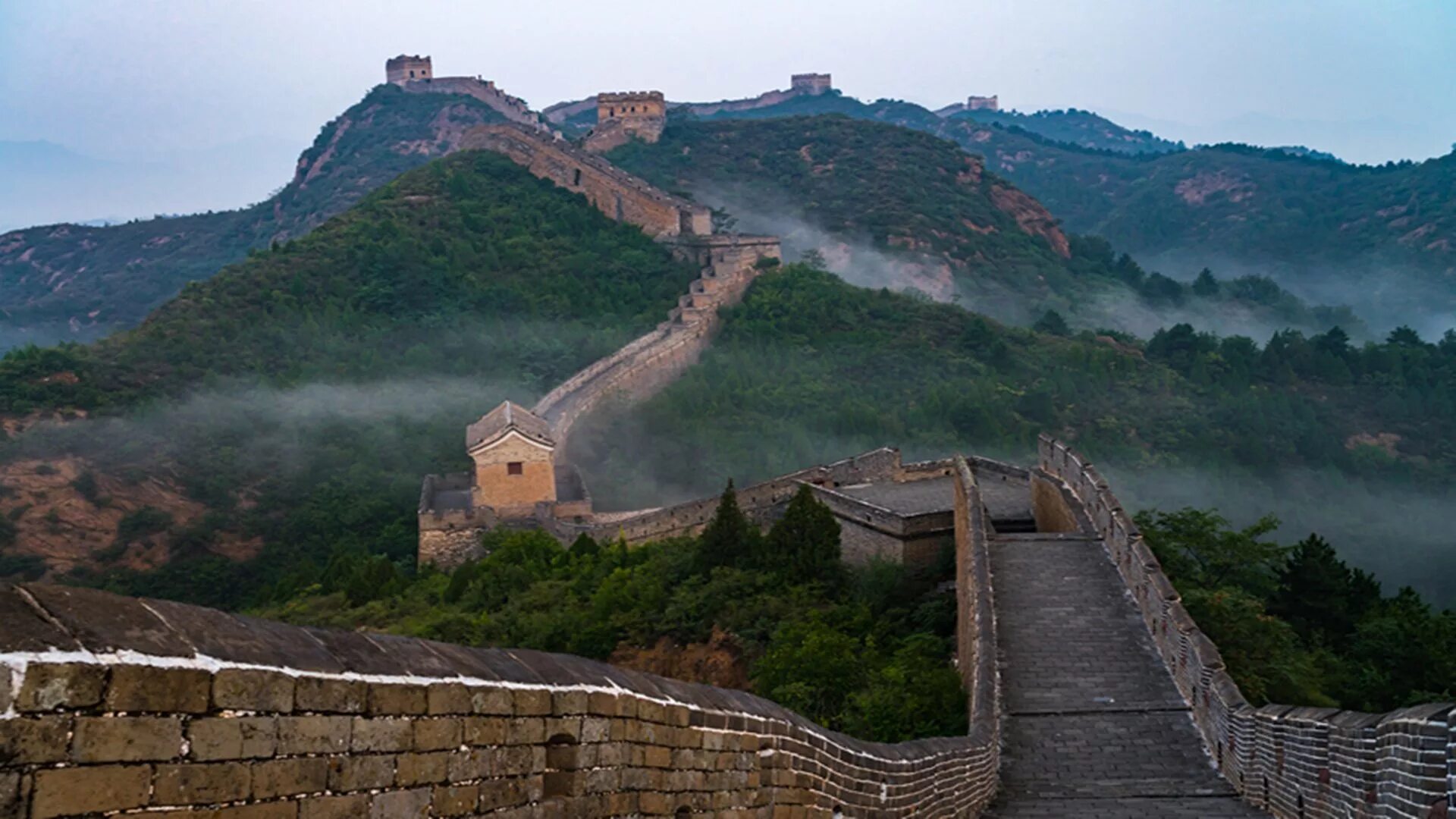 Китай Великая китайская стена. Великая китайская стена Тяньцзинь. Великая китайская стена (Северный Китай). Великая китайская стена ландшафт.