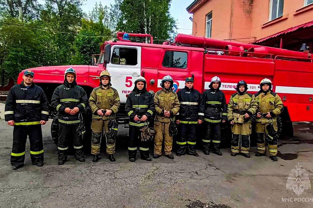 Пожарная рота. Пожарный. Пожарная охрана. Пожарная часть. Пожарная машина МЧС.