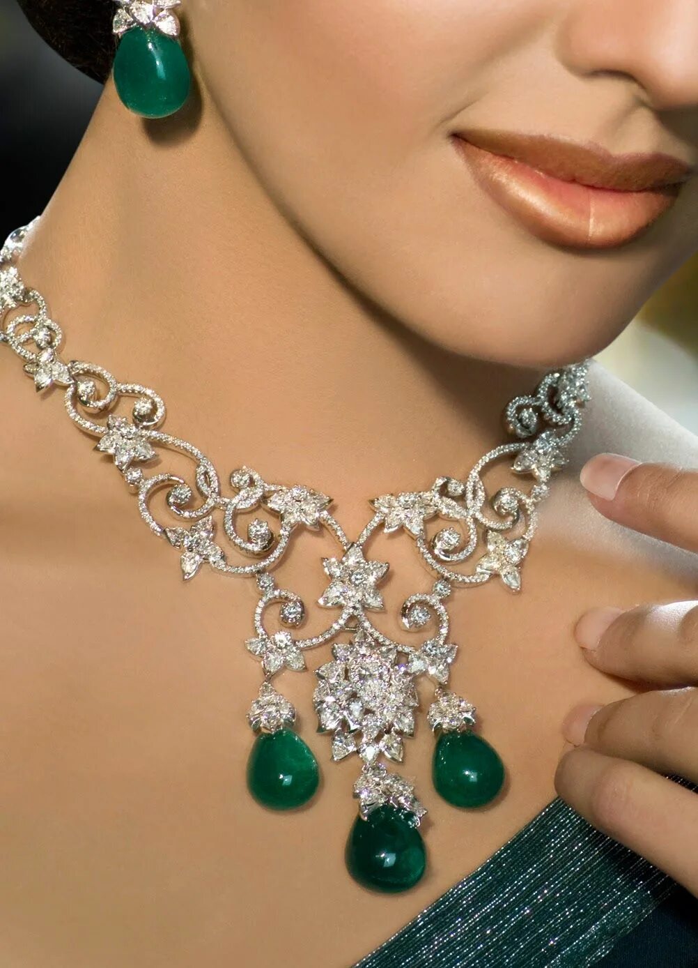 Ювелирные украшения. Diamond wear. Даймонд джевелери. Роскошные украшения. Красивая бижутерия.