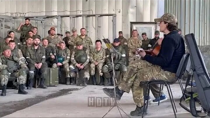 2016. Чичерина с солдатами. Чичерина на передовой. Клип на передовой. Чичерина на передовой.