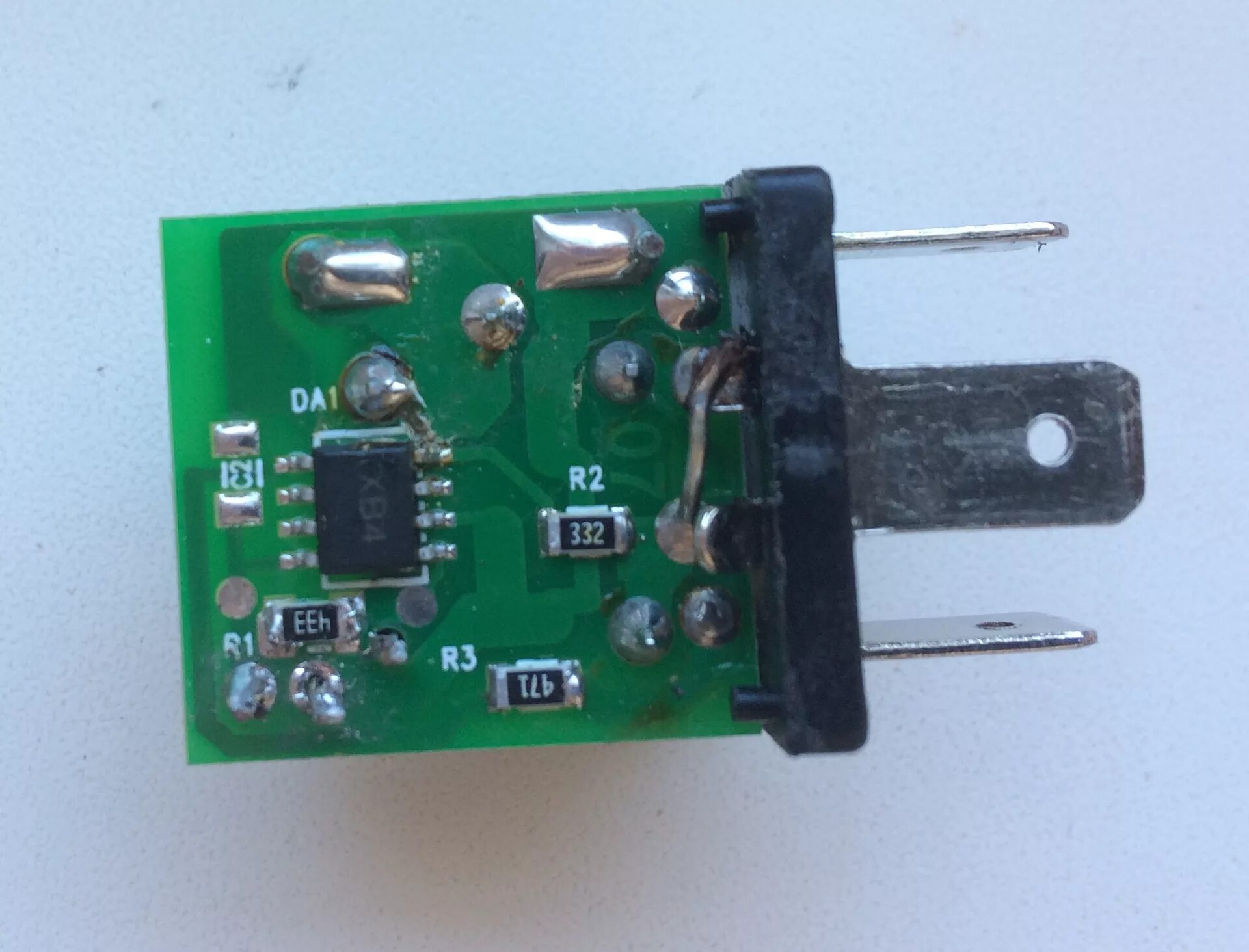 3747 реле поворотов. Ножки микросхемы. Микросхема реле. Микросхема km155агз. Реле поворотников 2109.