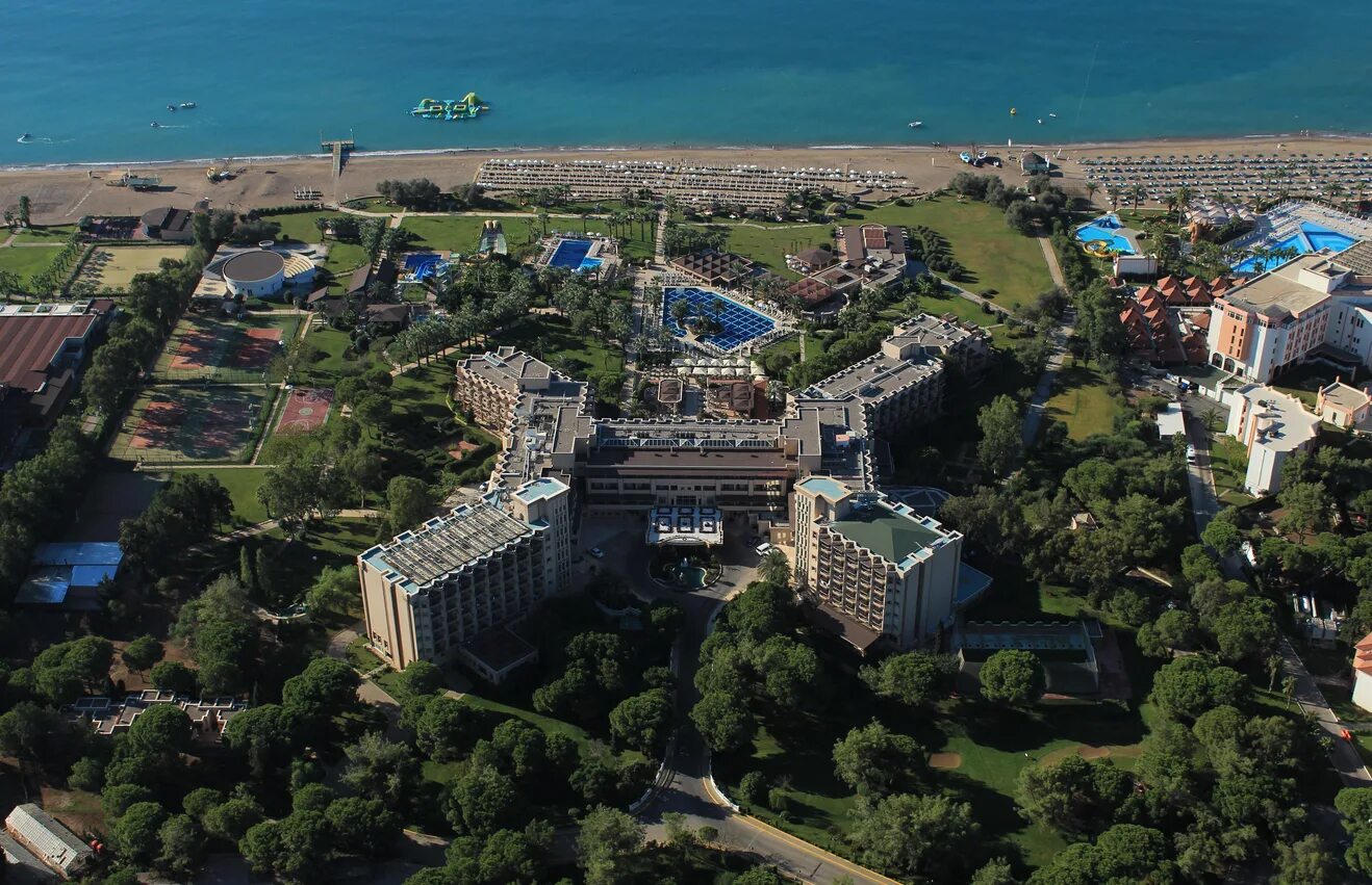 Crystal tat beach resort белек. Отель Crystal tat Beach Golf Resort. Кристалл tat Beach Golf & Spa. Отель Кристал тат Бич Турция Белек. Кристал тат Бич гольф Резорт энд спа Белек.