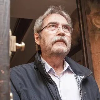 Писатель к большой