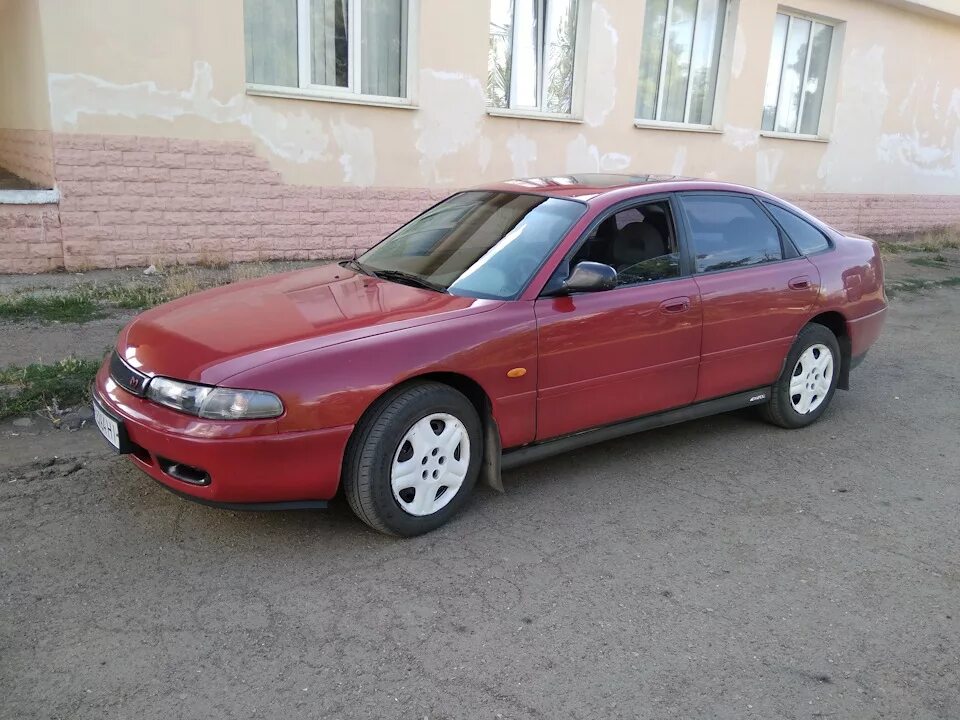 Mazda 626 красная. Мазда 626ge красная. Мазда 626 красная. Мазда 626 ge. Мазда 626 хэтчбек