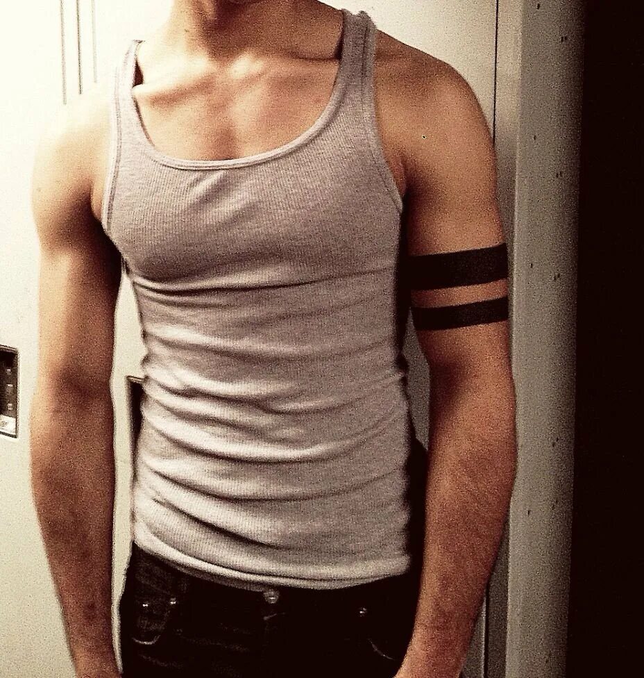 тест на беременность у мужчин. тест на беременность положительный 2 теста. две полоски прикол. тест на беременность прикол. две полоски у мужчины.