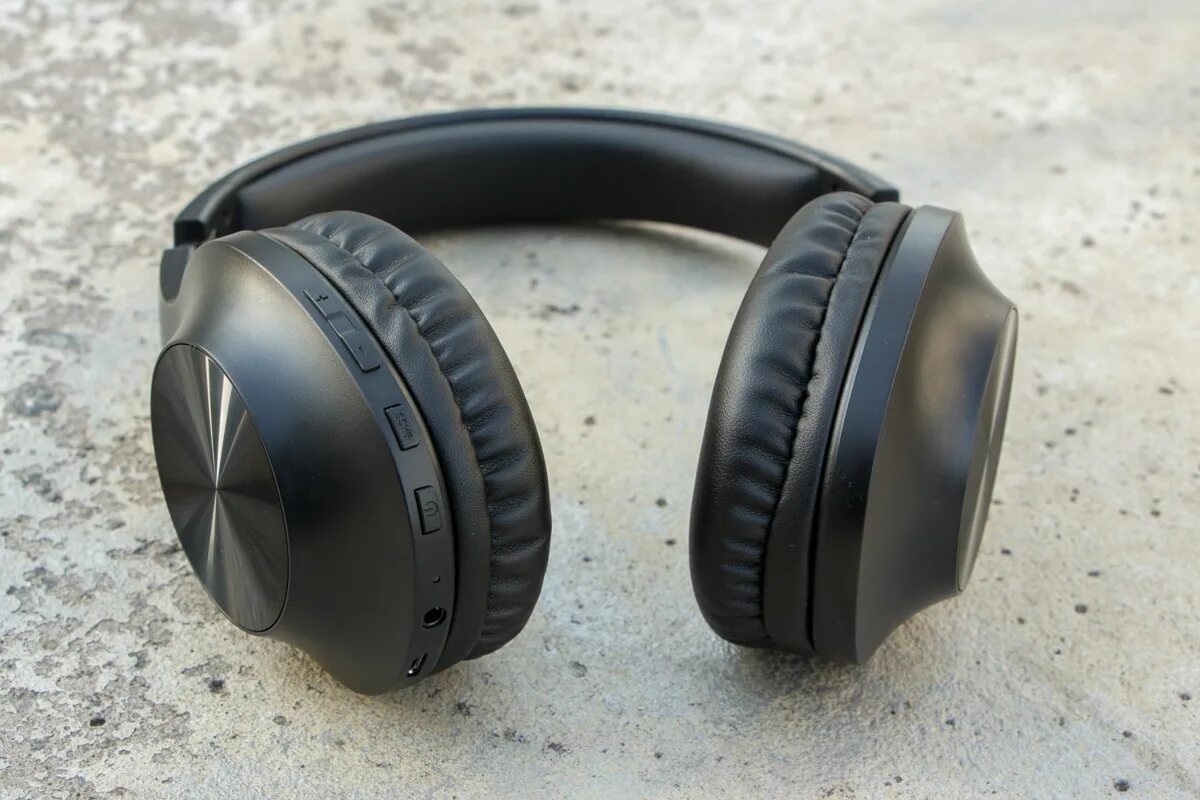 'наушники dell pro - uc150. обзор накладных наушников. накладные наушники cgpods. Philips fidelio x2 review. наушники philips fidelio l2 на голове.