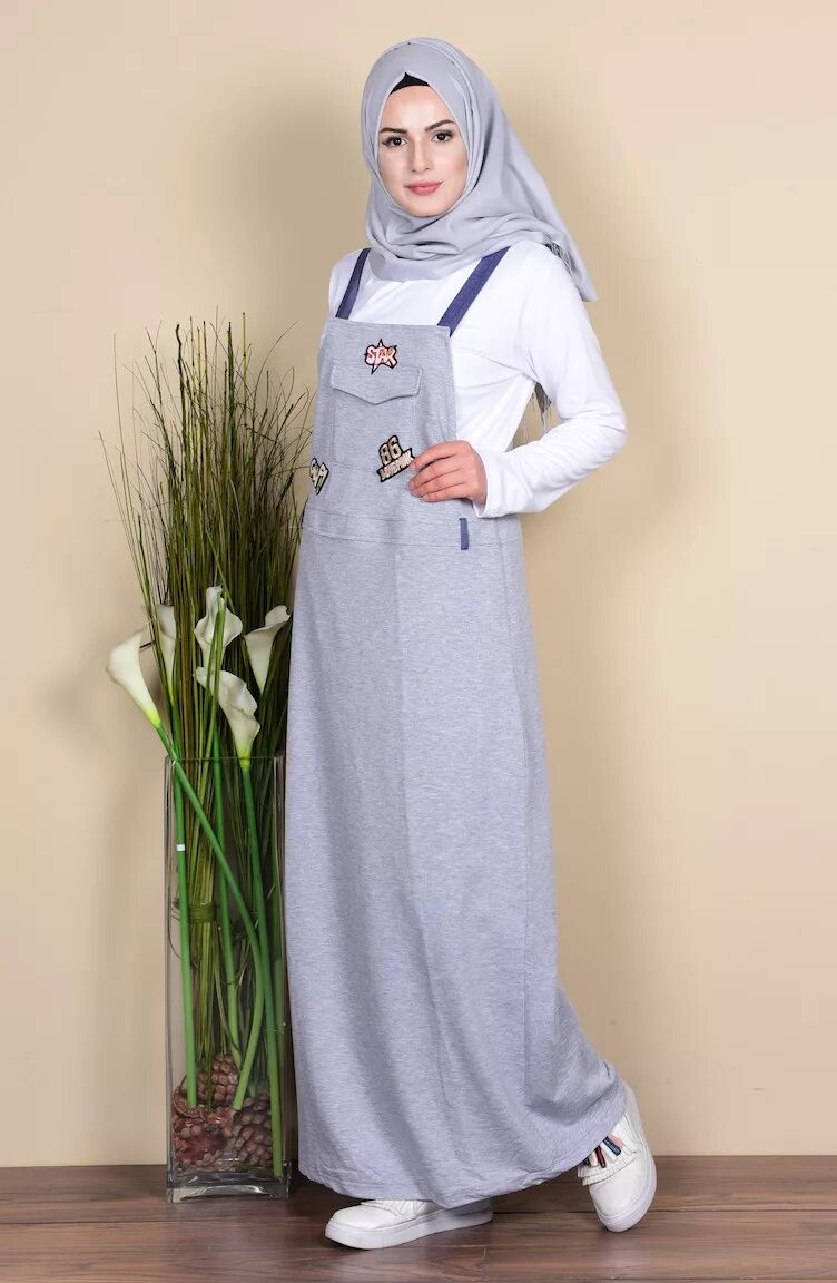 Мусульманское платье.. Мусульманская одежда для женщин. Платья для мусульманок. Сарафаны для мусульманок.