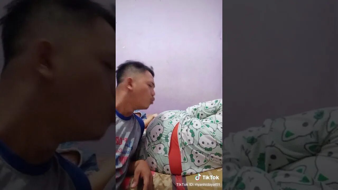 Совместный сон. Kakak lagi tidur. Совместный сон япония. Kakak lagi tidur. Tulog hipo pinay.