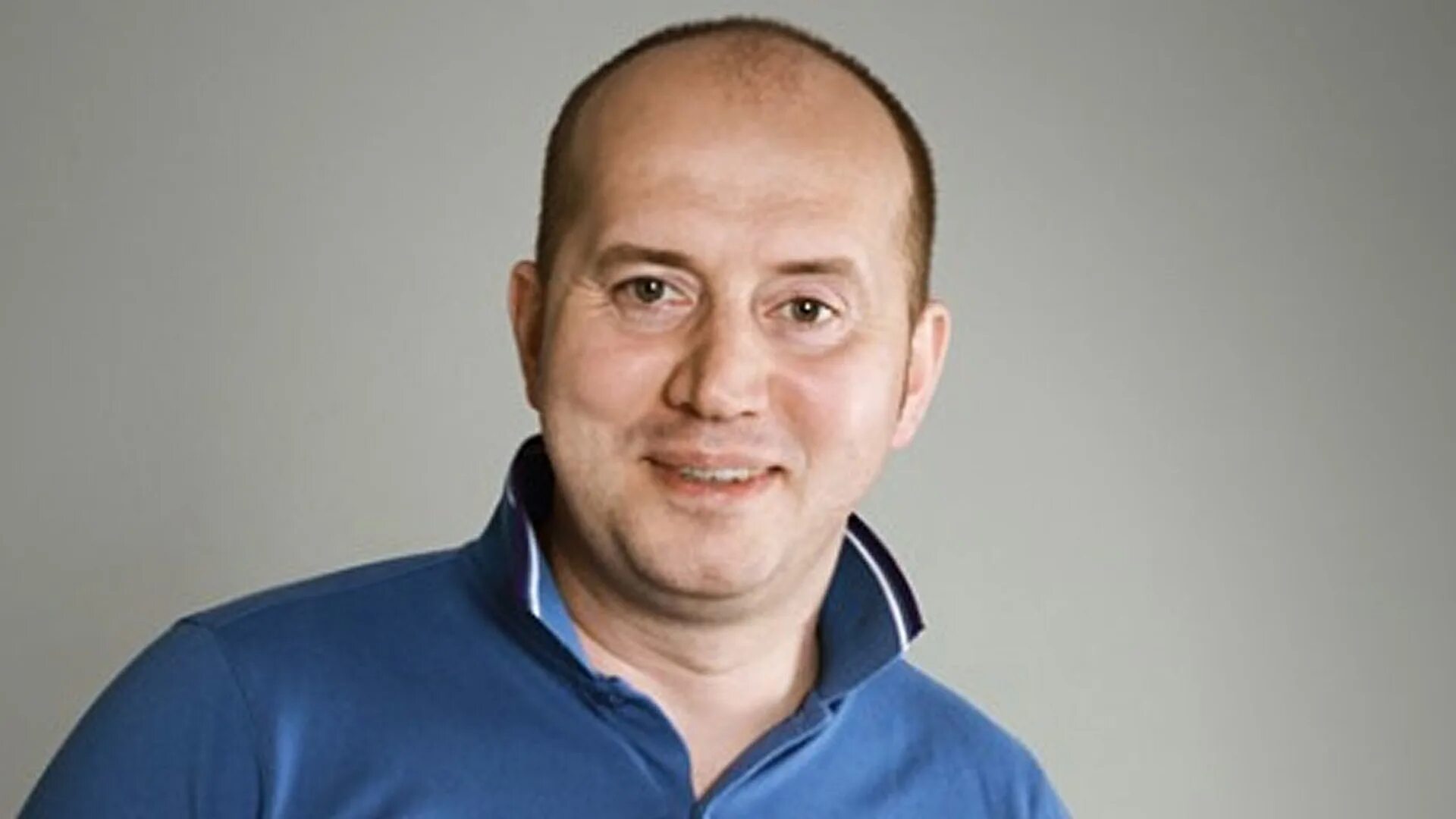 Брунов сергей. Актер сергей бурунов. Брунов сергей. Сергей бурунов. Сергей бурунов родители.