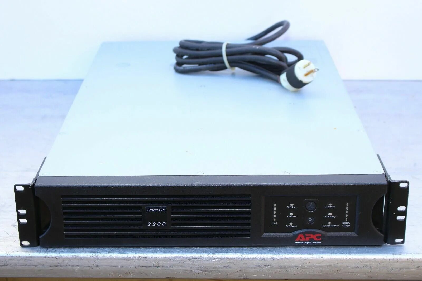 Ибп apc 2200. Apc smart 2200. ибп smart-ups 2200. ибп apc smart-ups 2200. арс 2200 smart ups.