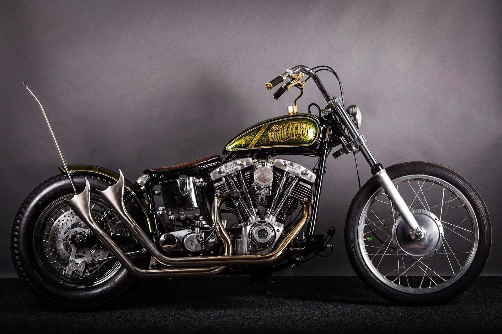 Викла харли дэвидсон. Харлей дэвидсон кастом и девушки. Байкерши харлей дэвидсон. Harley davidson shovelhead. Кэти перри harleys in hawaii обложка.