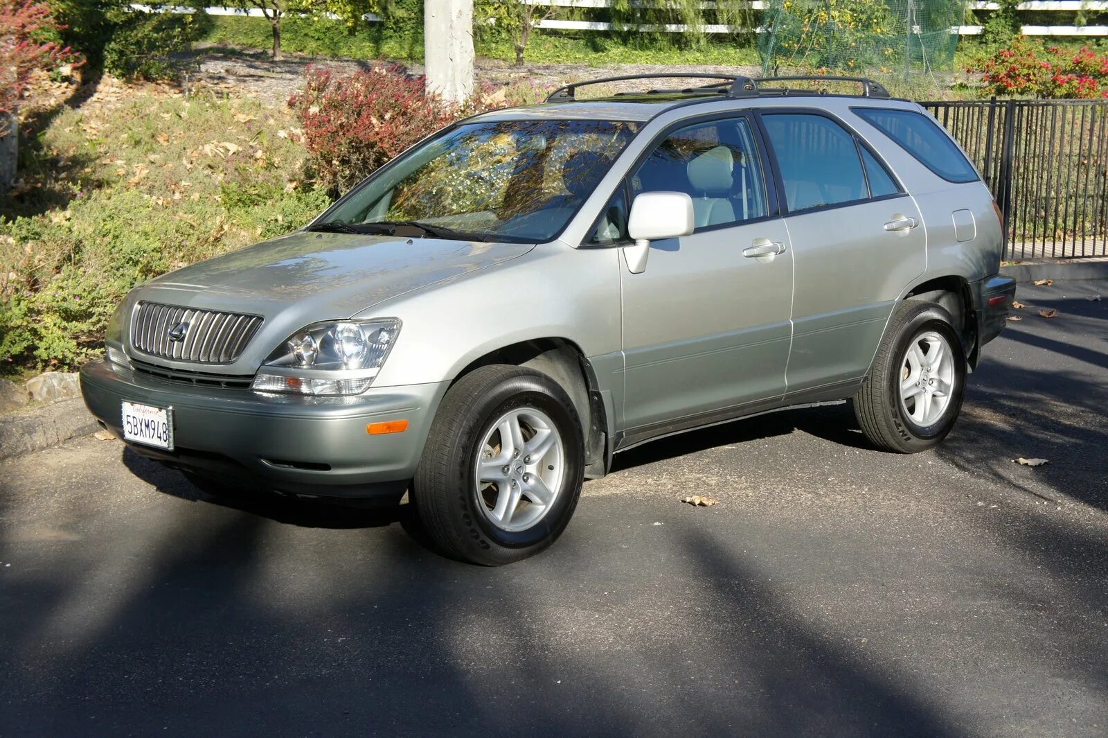 Lexus rx300. Лексус rx300 1999. Лексус РХ 300. Lexus RX 1999.