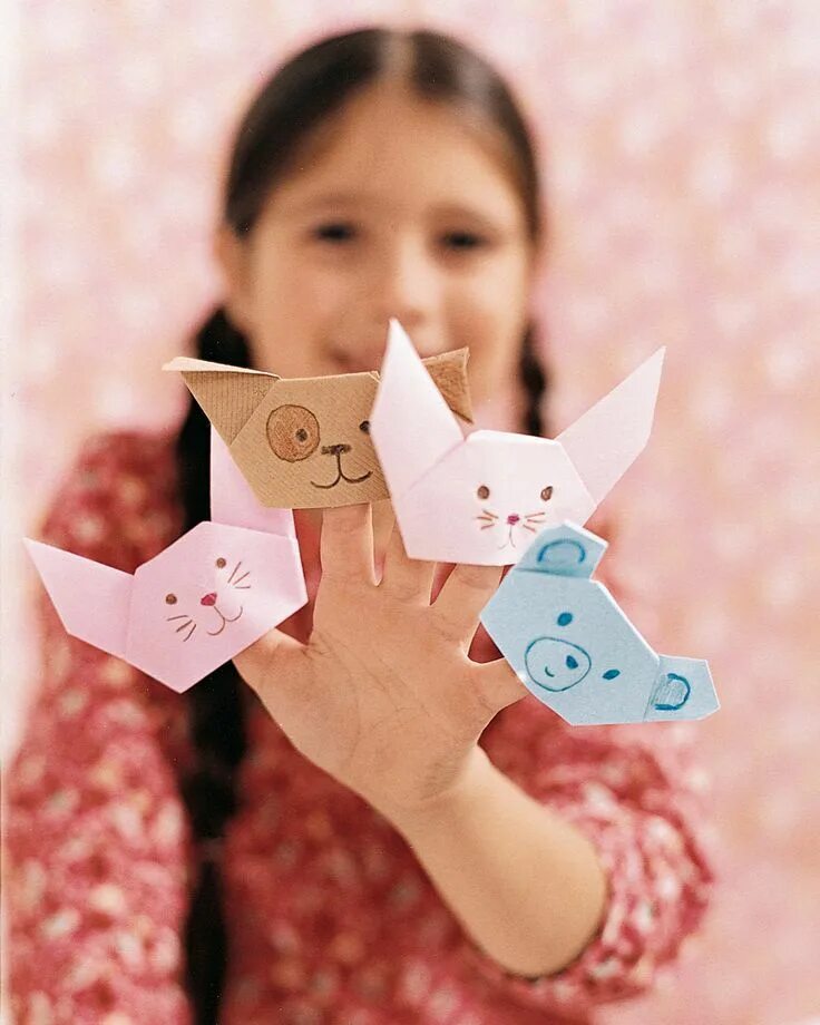 Поделка маленькому мальчику. Оригами. Поделки из бумаги. Необычные поделки из бумаги. Интересные поделки для девочек.