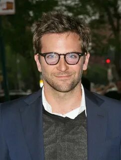 Bradley Cooper Bradley cooper, Celebrities, Geek chic glasse