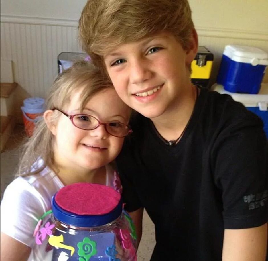 MATTYBRAPS сестра. MATTYBRAPS И его сестра. Sarah Grace MATTYBRAPS. This is his sister