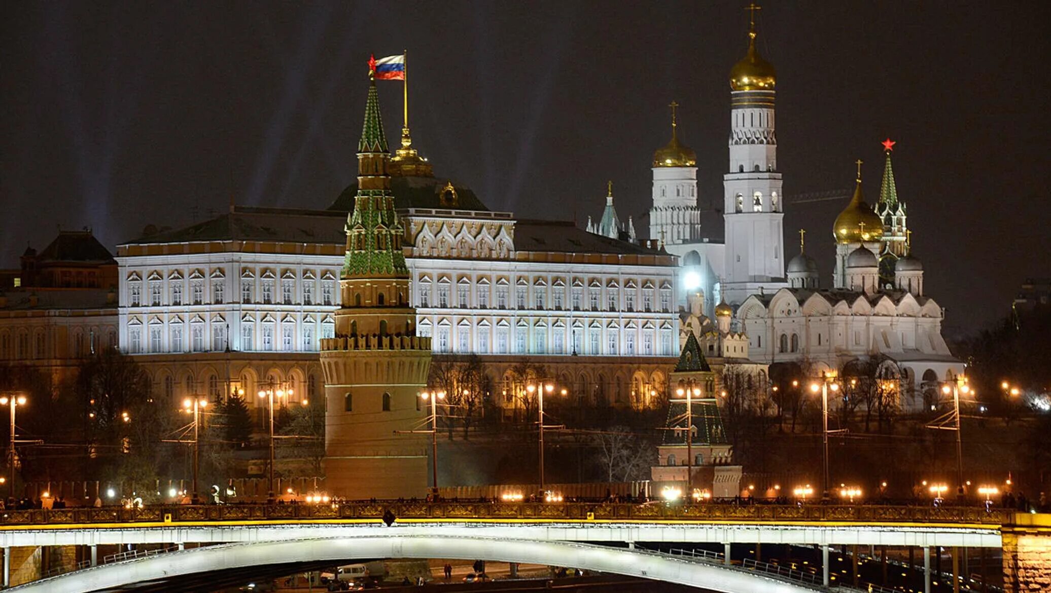 Кремлевская жизнь. Московский Кремль. Освещение Кремля. Кремль обои. Американский Кремль.