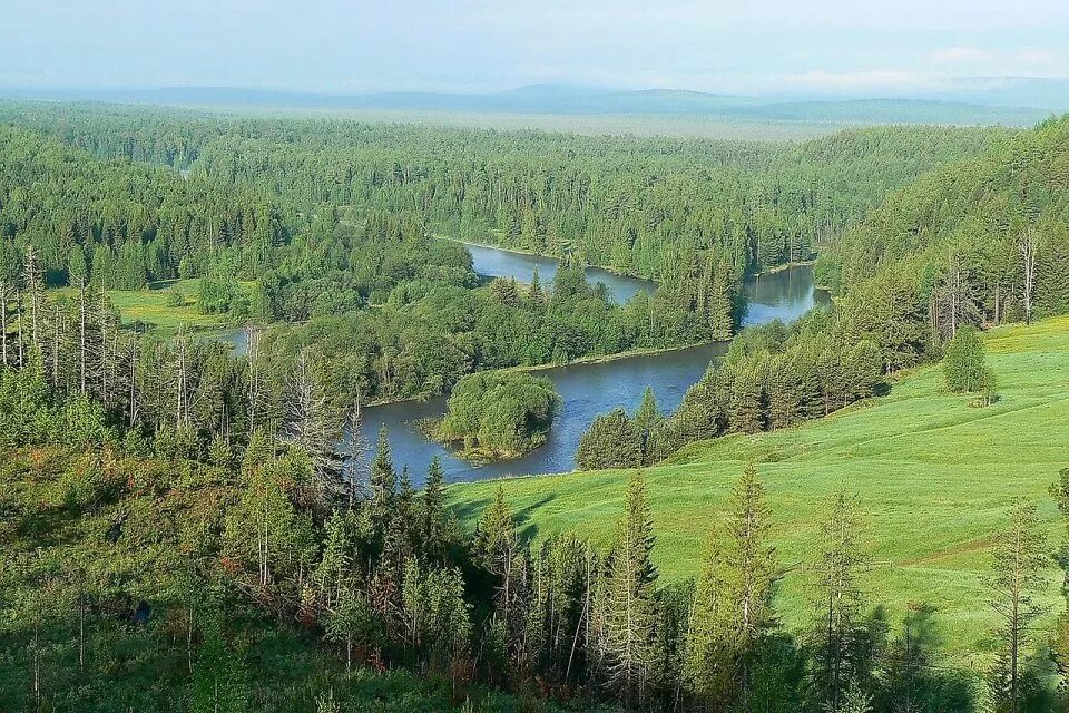 Траппы путорана. Среднесибирское плато путорана. Среднесибирское плоскогорье (плато путорана),. Озеро виви в красноярском крае. Самый большой край в сибири.