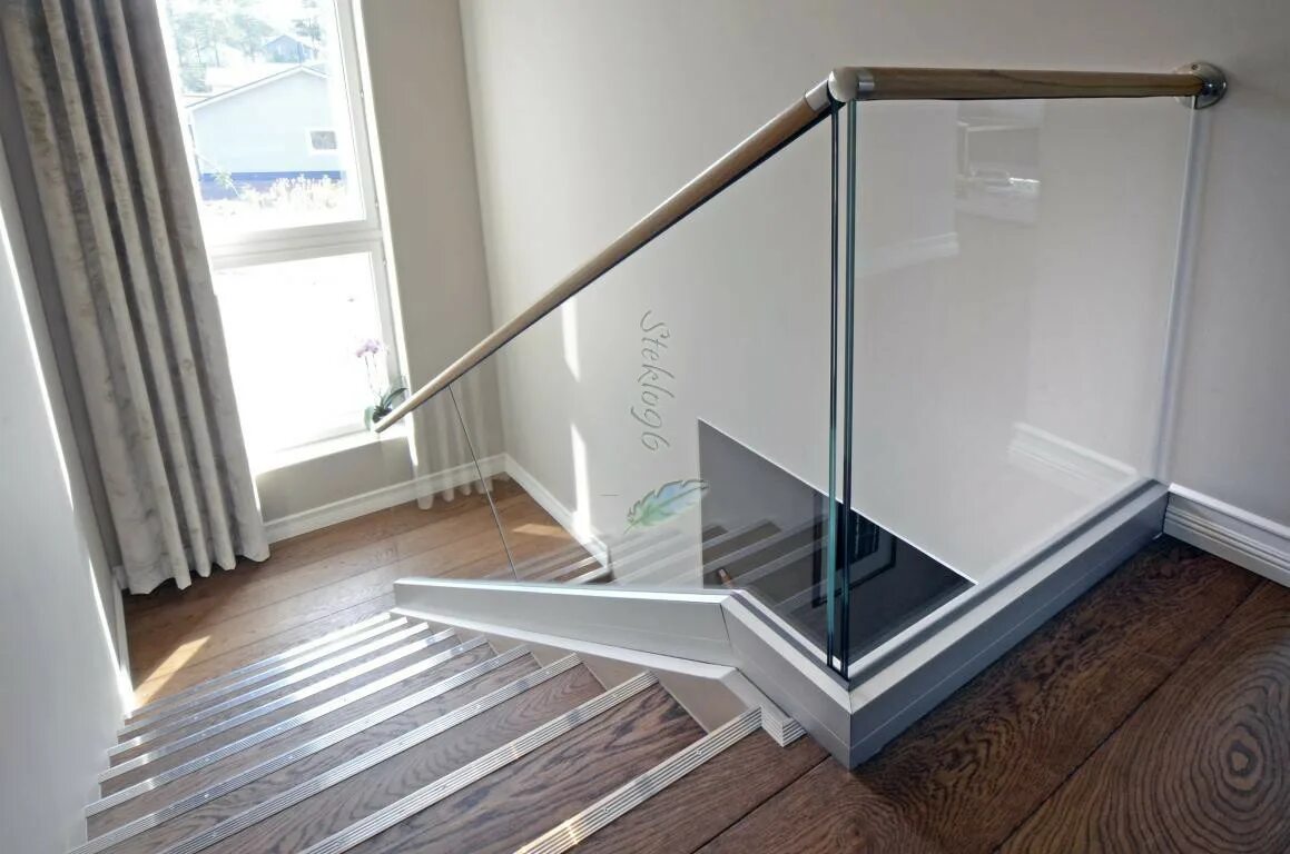 Стекло сбоку не видно как называется. Антишпионские защитные стекла для смартфона:. Воздух под дисплеем телефона. Перила для стеклянных ограждений. Стекло сбоку не видно как называется.