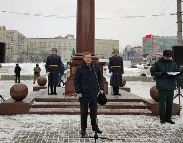 Дуси ковальчук 414. Блокада в новосибирске. Аллея блокадников новосибирск. Блокада в новосибирске. Блокада в новосибирске.