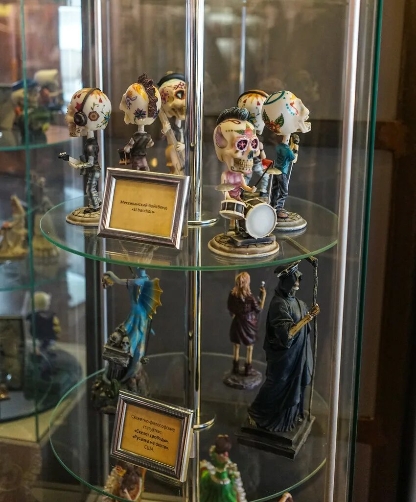 Музей черепов и скелетов в зеленоградске калининградской области. Музей черепов и скелетов зеленоградск. Музей скелетов в зеленоградске. Музей черепов и скелетов зеленоградск. Музеи екатеринбурга со скелетами.