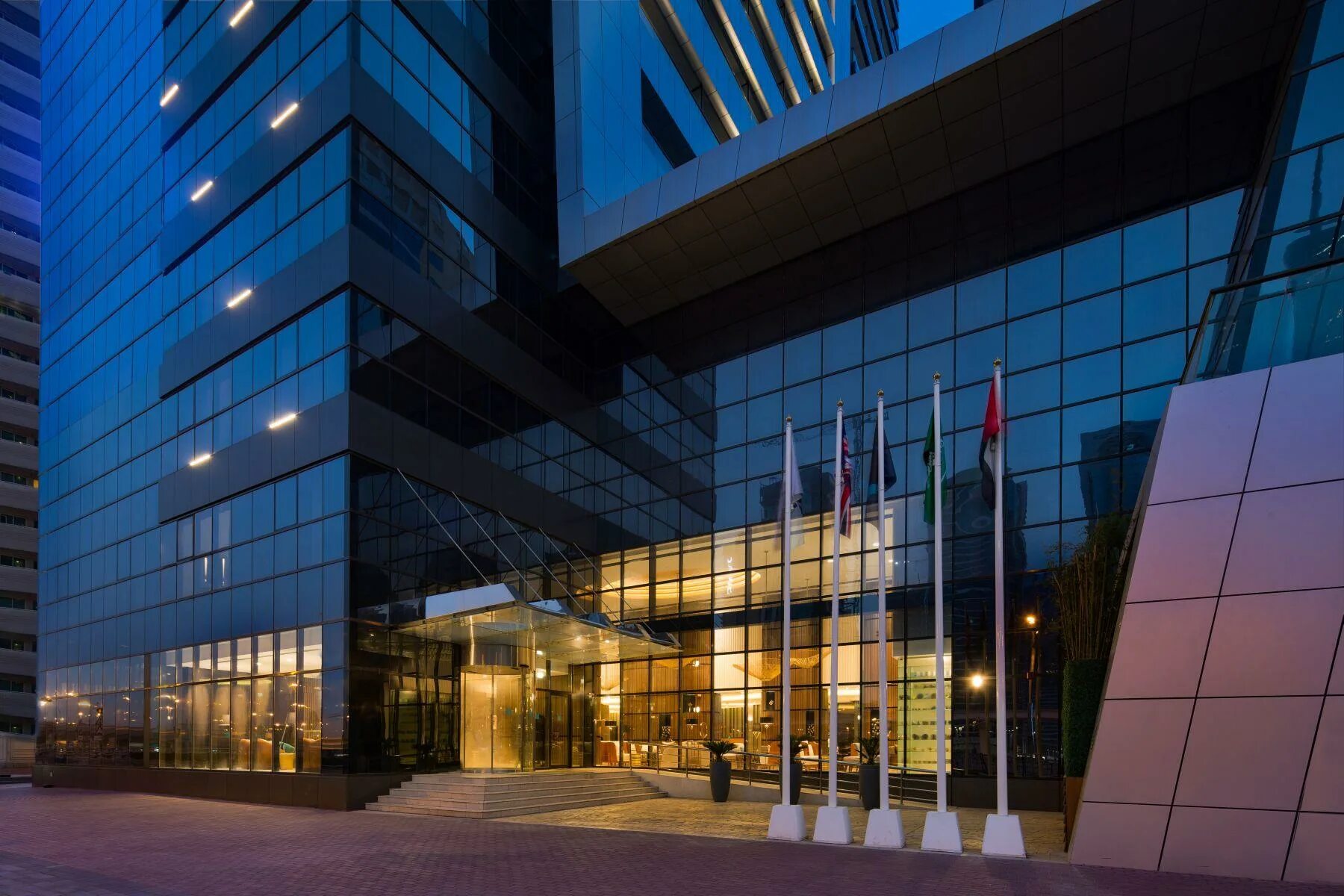 Millennium place dubai marina hotel 4. Millennium place dubai marina hotel 4. Дубай отель миллениум плейс. Millennium palace marina 4. Millennium palace marina 4 оаэ дубай.