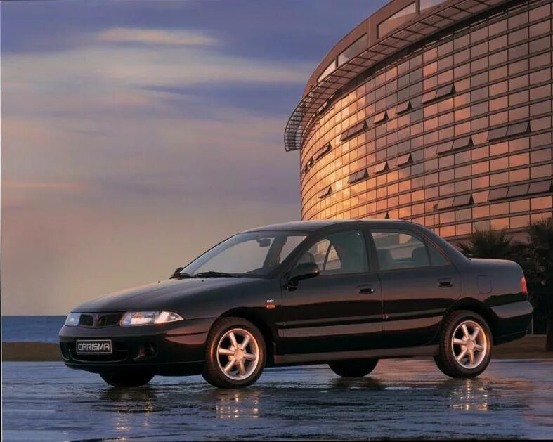 Каризма 1.3. Митсубиси Каризма 1995. Митсубиси Каризма 1998. Mitsubishi Carisma 2000 седан. Мицубиси Carisma 1995.