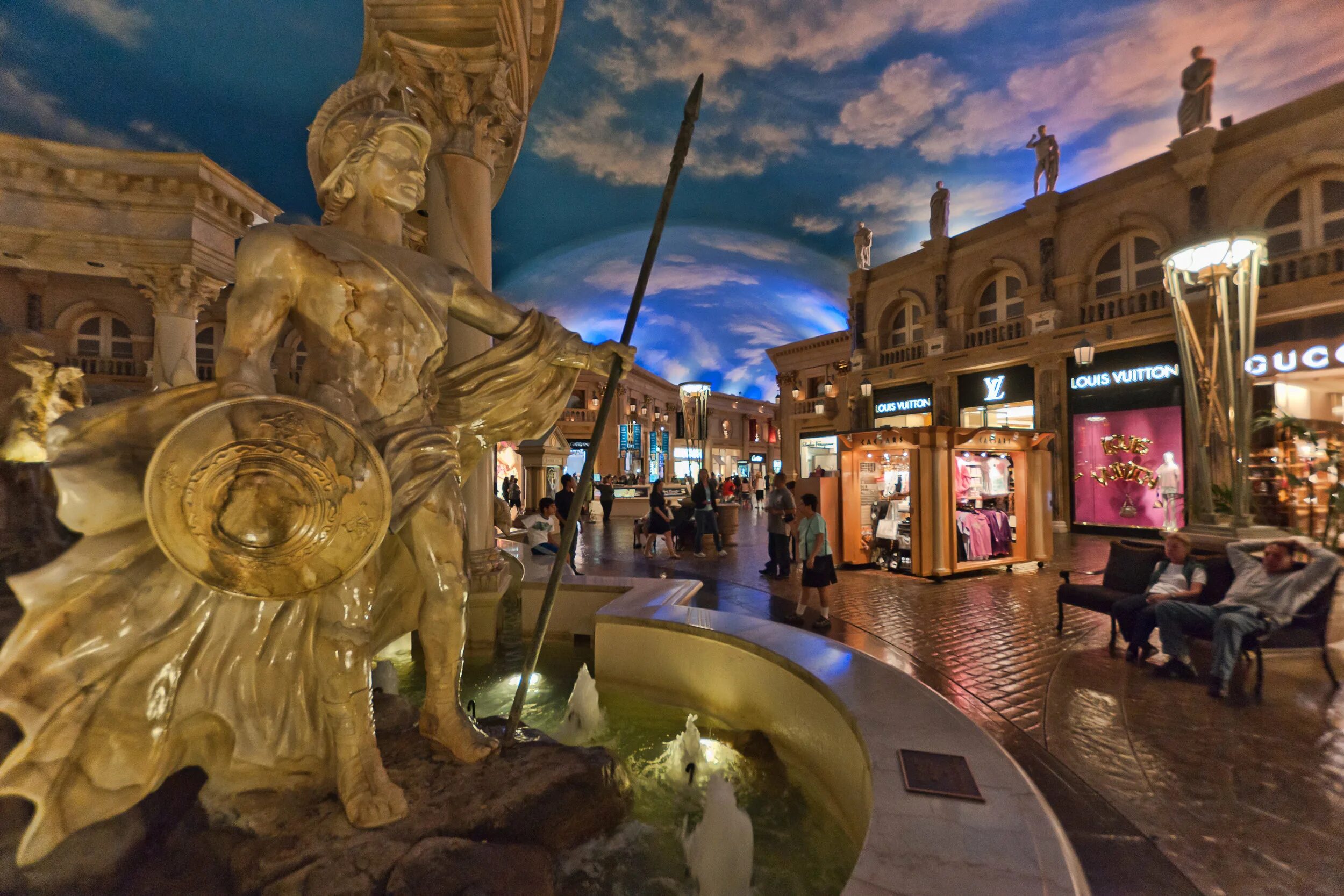 Las forum. Forum shops в Лас-Вегасе. Louis Vuitton las Vegas. Фото Caesars Palace. Rome in las Vegas.