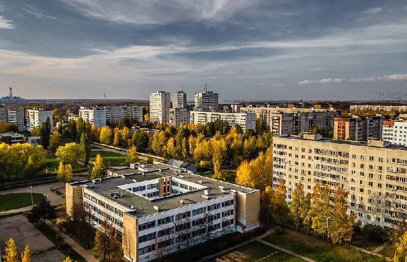 Показать город ярцево. Показать город ярцево. Показать город ярцево. Ярцево парк. Ярцево центр города.