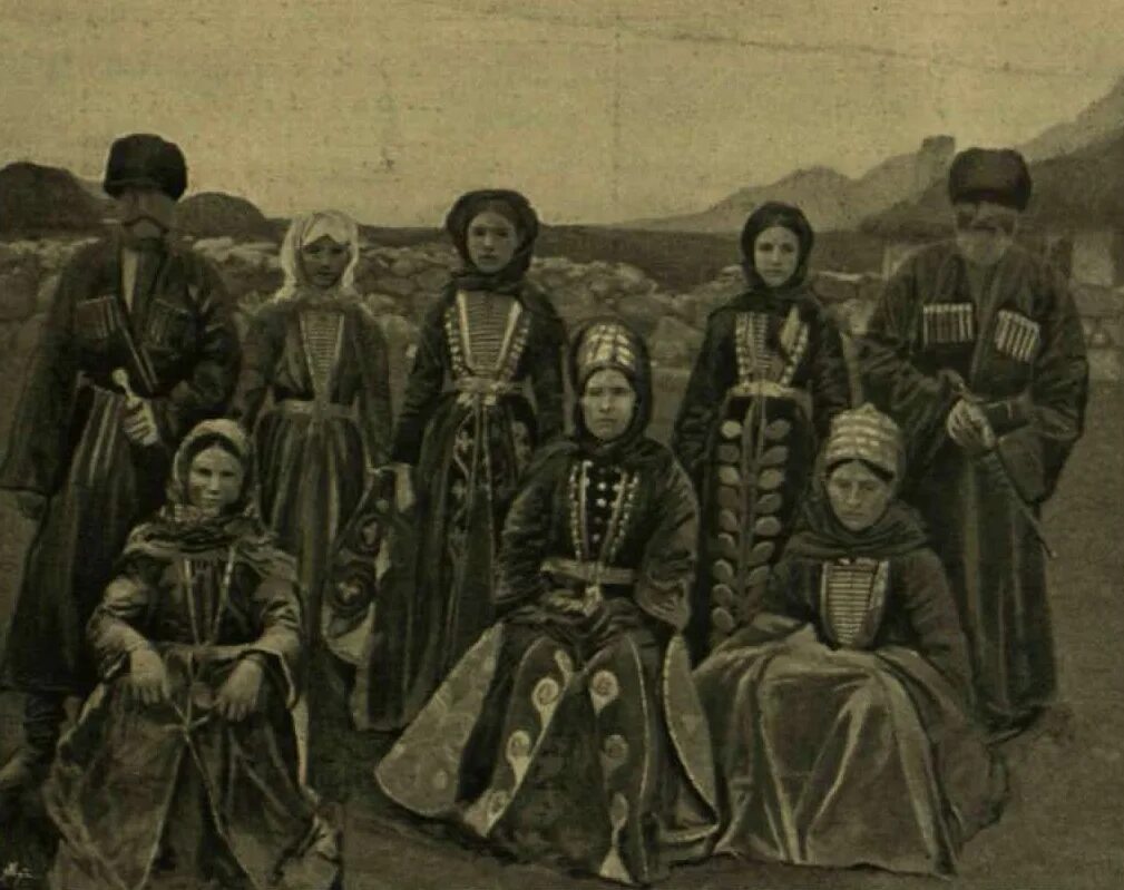 Кто живет на кавказе. Адыги Черкесы кабардинцы. Народы Кавказа 19 век Адыги. Моздокские Адыги.