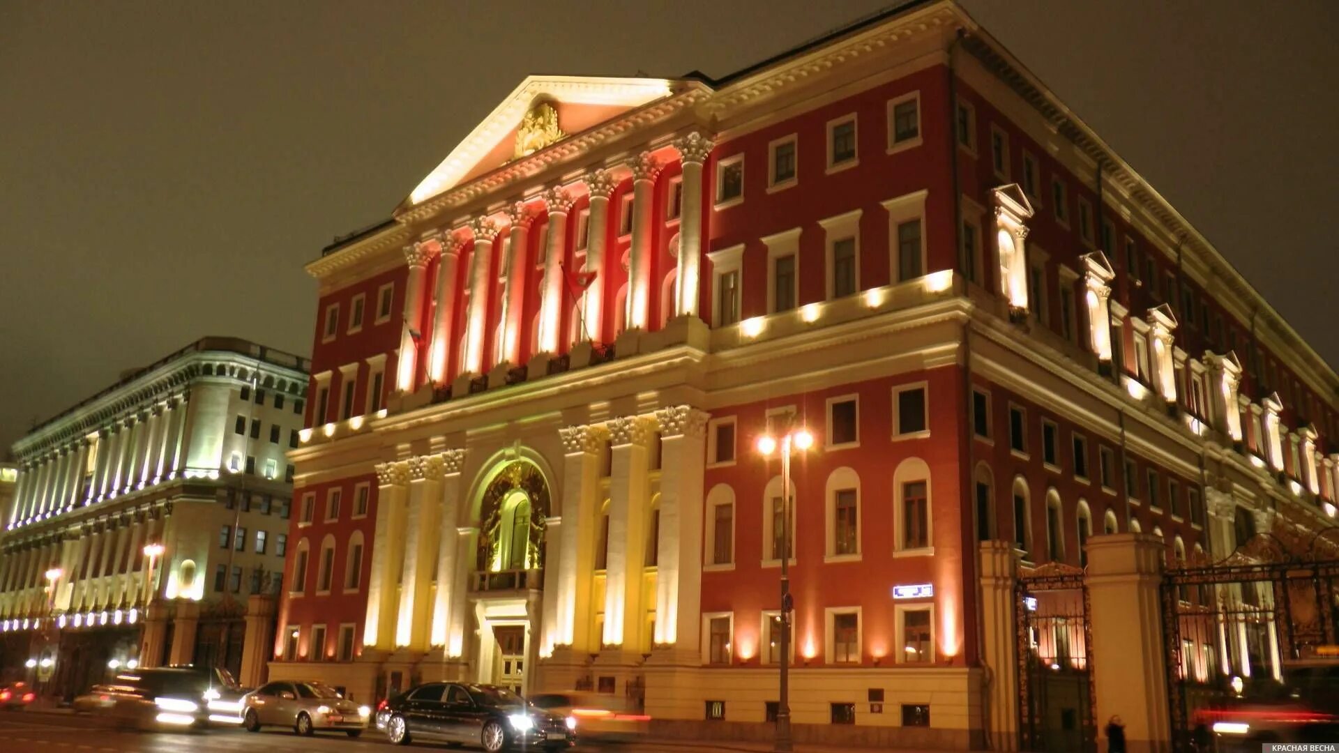 Мэрия канал. Красноярск городок енисей. Здание мэрии москвы 1989. Бутакова ольга леонидовна. Мэрия канал.